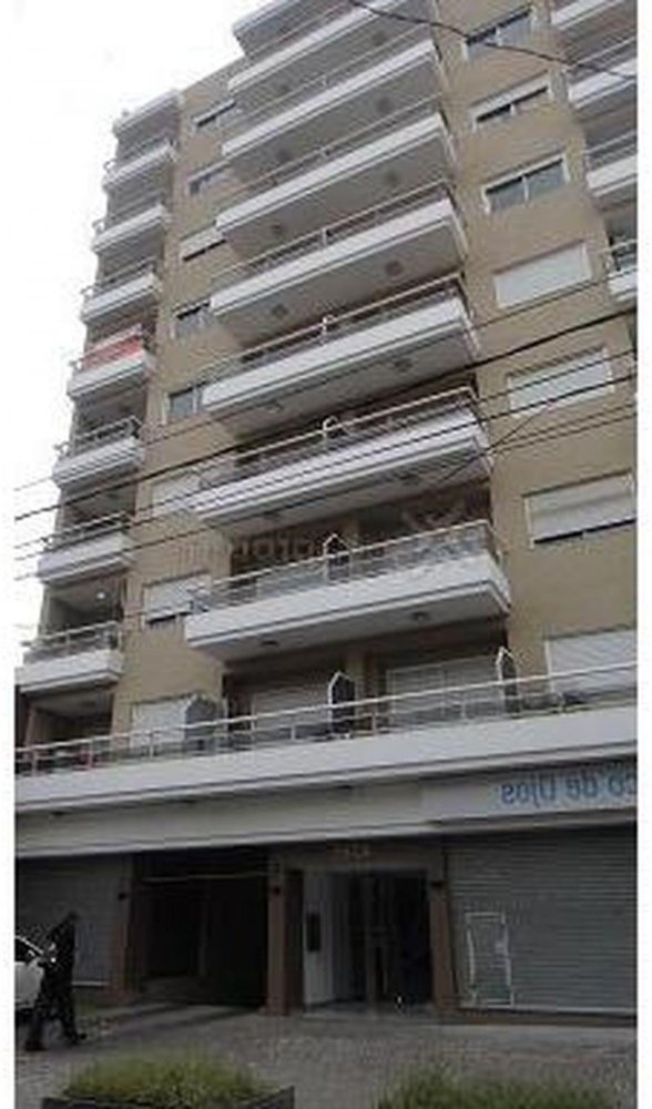 2 bedrooms Apartment in Tres de Febrero, Argentina No. 17008