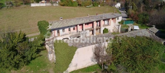 5 bedrooms House in Luserna San Giovanni, Italy No. 174953 3