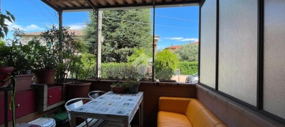 2-salle Appartement à Monza, Italy No. 289882 7