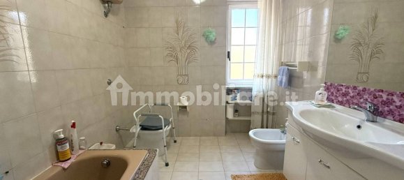 Apartamento de 3 dormitorios en Monteforte Irpino, Italy No. 135121 19