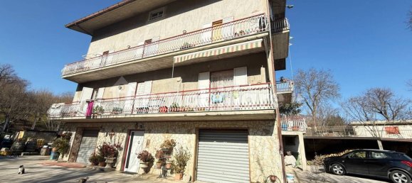 Apartamento de 3 dormitorios en Monteforte Irpino, Italy No. 135121 18
