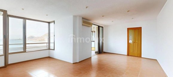 4 bedrooms Apartment in Alicante, Spain No. 188225 4