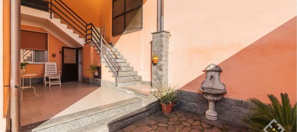 6 rooms Apartment in Novara, Italy No. 129645 19