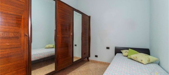 6 rooms Apartment in Novara, Italy No. 129645 17