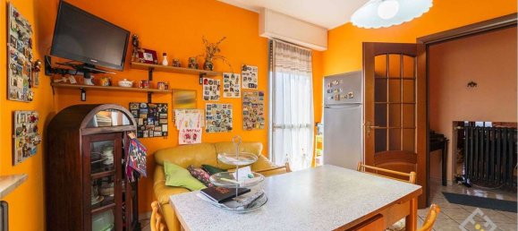 6 rooms Apartment in Novara, Italy No. 129645 22