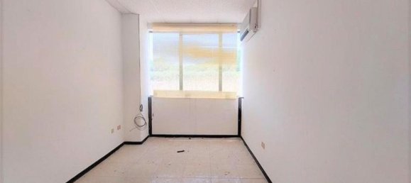 1724m² Warehouse in Giuliano Teatino, Italy No. 375610 15