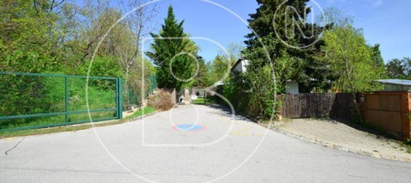 1050m² Land in Maria Enzersdorf, Austria No. 51118 13