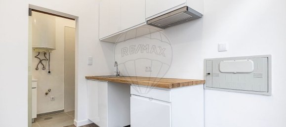 Коммерческая недвижимость 17м² в Лиссабон, Португалия № 94148 2