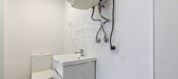 Коммерческая недвижимость 17м² в Лиссабон, Португалия № 94148 8