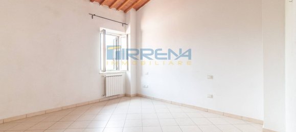 5 غرف نوم منزل في Pisa, Italy رقم 328523 12