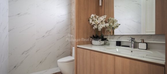 3 bedrooms Bungalow in Pattaya, Thailand No. 8946 12