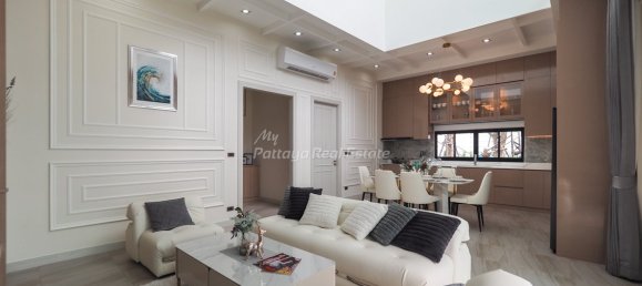 3 bedrooms Bungalow in Pattaya, Thailand No. 8946 6