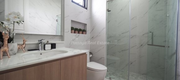 3 bedrooms Bungalow in Pattaya, Thailand No. 8946 17