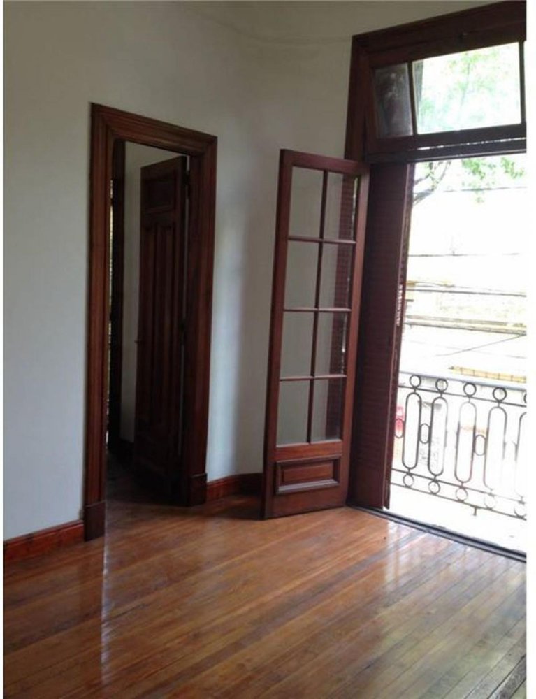 3 bedrooms House in Buenos Aires, Argentina No. 89498