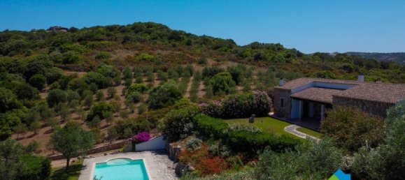 Apartamento de 3 dormitorios en Arzachena, Italy No. 60018 30