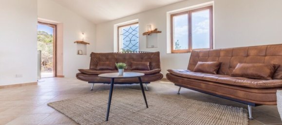 Apartamento de 3 dormitorios en Arzachena, Italy No. 60018 16