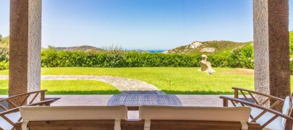 Apartamento de 3 dormitorios en Arzachena, Italy No. 60018 18