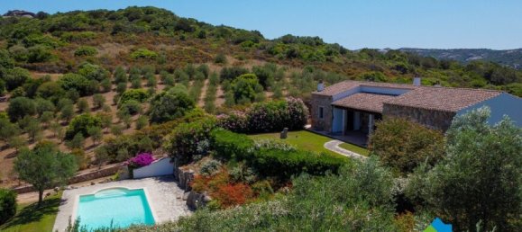 Apartamento de 3 dormitorios en Arzachena, Italy No. 60018 32