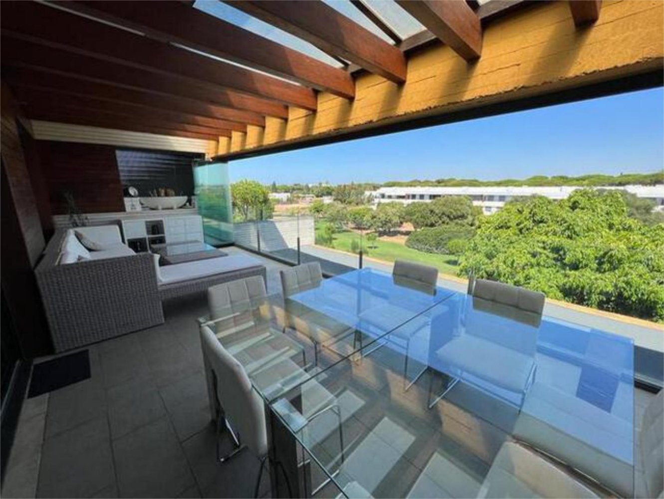 5 bedrooms Penthouse in El Puerto de Santa Maria, Spain No. 246675