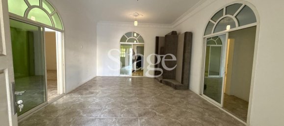 10 bedrooms Villa in Al Rawda, UAE No. 106377 16
