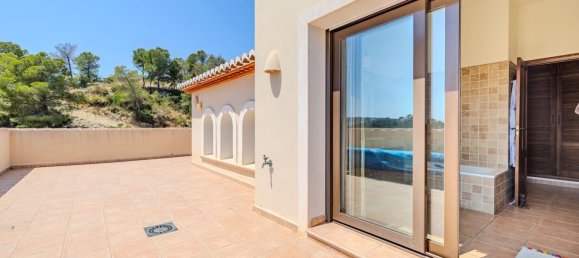 Вилла с 5 спальнями в Аликанте, Испания № 150389 10