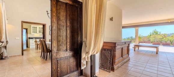 Вилла с 5 спальнями в Аликанте, Испания № 150389 29