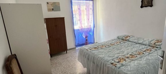 5 rooms Apartment in Trani, Italy No. 251179 6
