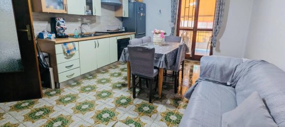 4 rooms Apartment in Torre Annunziata, Italy No. 171983 2