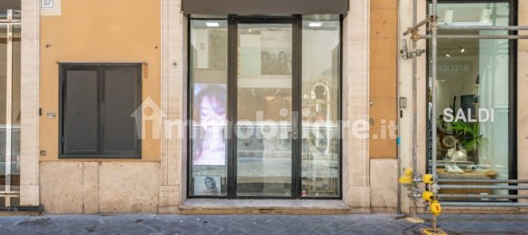 4 rooms Commercial property in Rome, Italy No. 296745 15