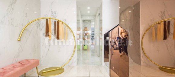 4 rooms Commercial property in Rome, Italy No. 296745 19