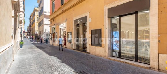 4 rooms Commercial property in Rome, Italy No. 296745 16