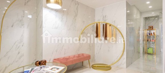 4 rooms Commercial property in Rome, Italy No. 296745 18
