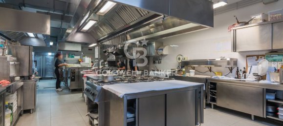 3850m² Building in Fano, Italy No. 372519 33