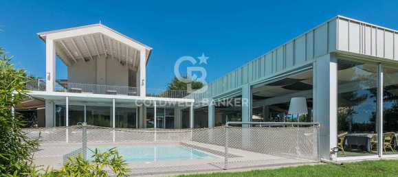 3850m² Building in Fano, Italy No. 372519 5