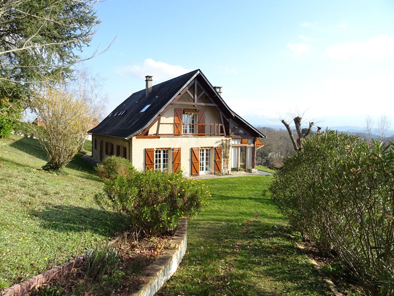 4 bedrooms House in Aubertin, France No. 100391