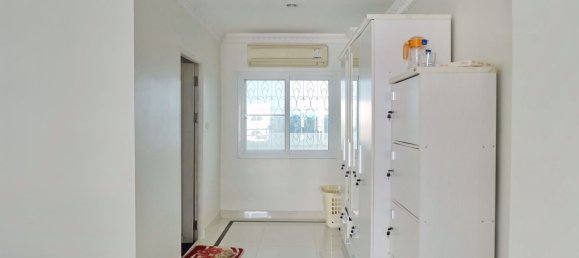 4 bedrooms Condo in Pattaya, Thailand No. 5327 28