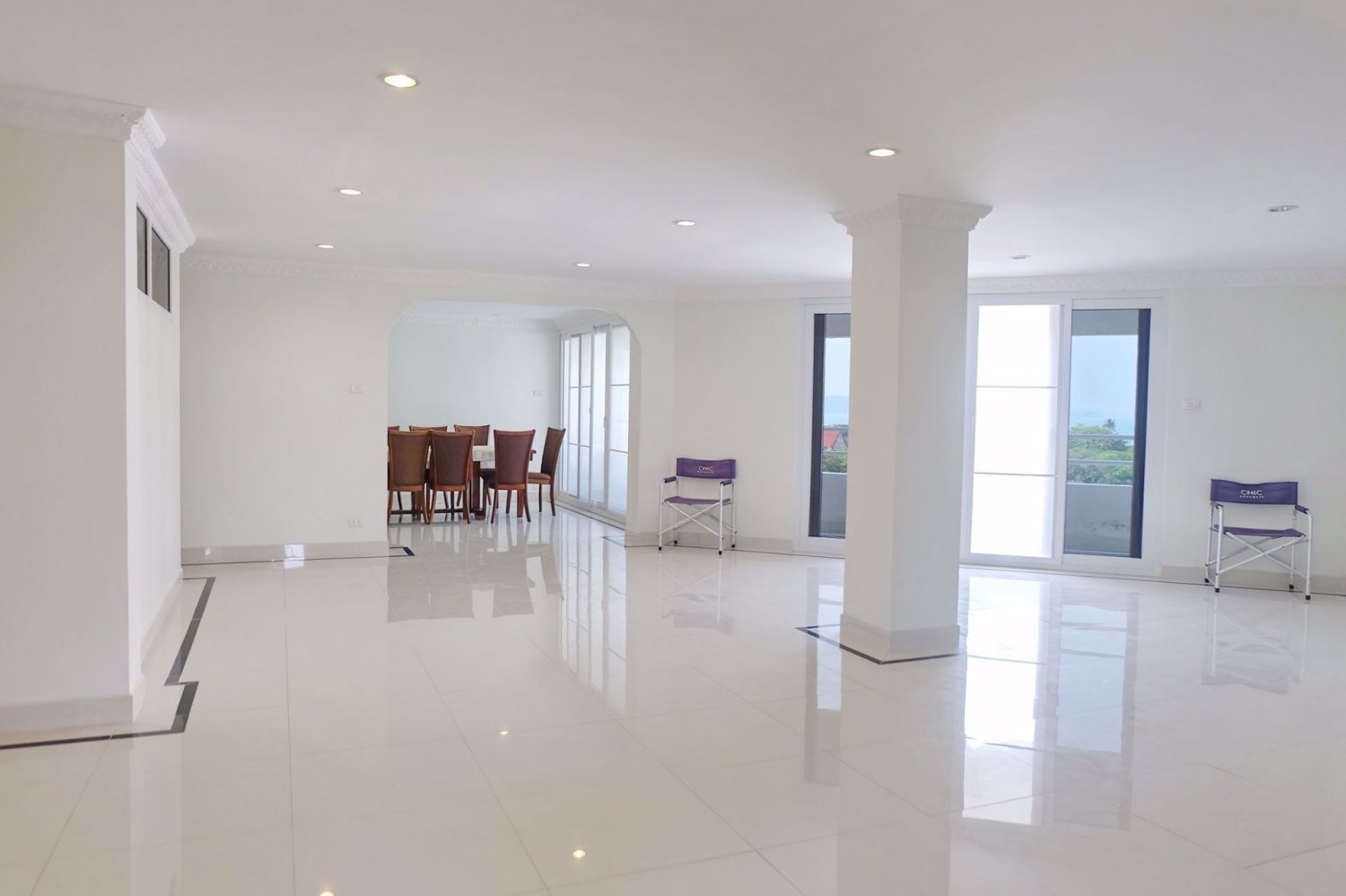 4 bedrooms Condo in Pattaya, Thailand No. 5327