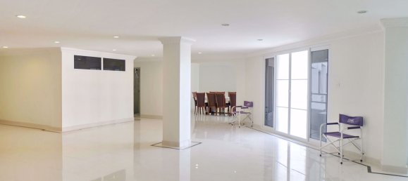 4 bedrooms Condo in Pattaya, Thailand No. 5327 13