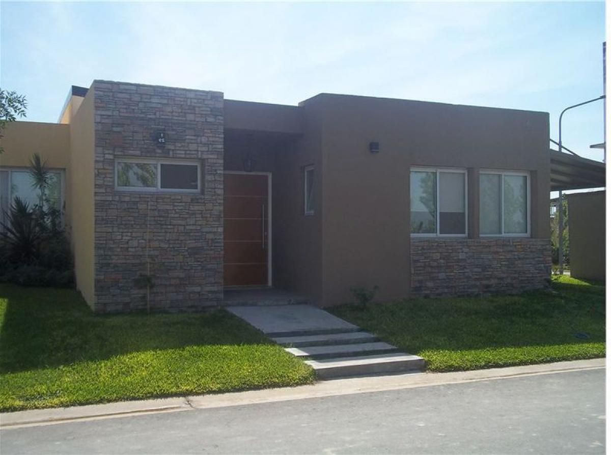 Casa T2 em Esteban Echeverria, Argentina N.º 58258