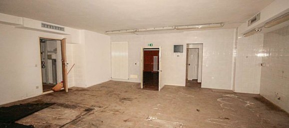 176m² Commercial property in Trentino-Alto Adige, Italy No. 268103 22