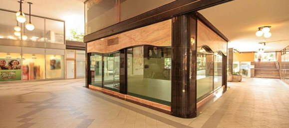 176m² Commercial property in Trentino-Alto Adige, Italy No. 268103 7