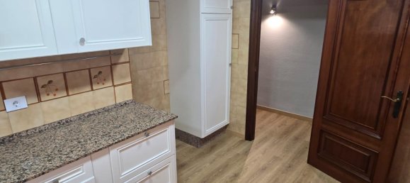 4 bedrooms Apartment in Valencia, Spain No. 165242 11