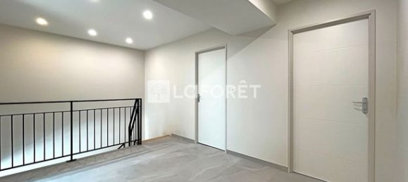 5 bedrooms House in Ain, France No. 311703 8