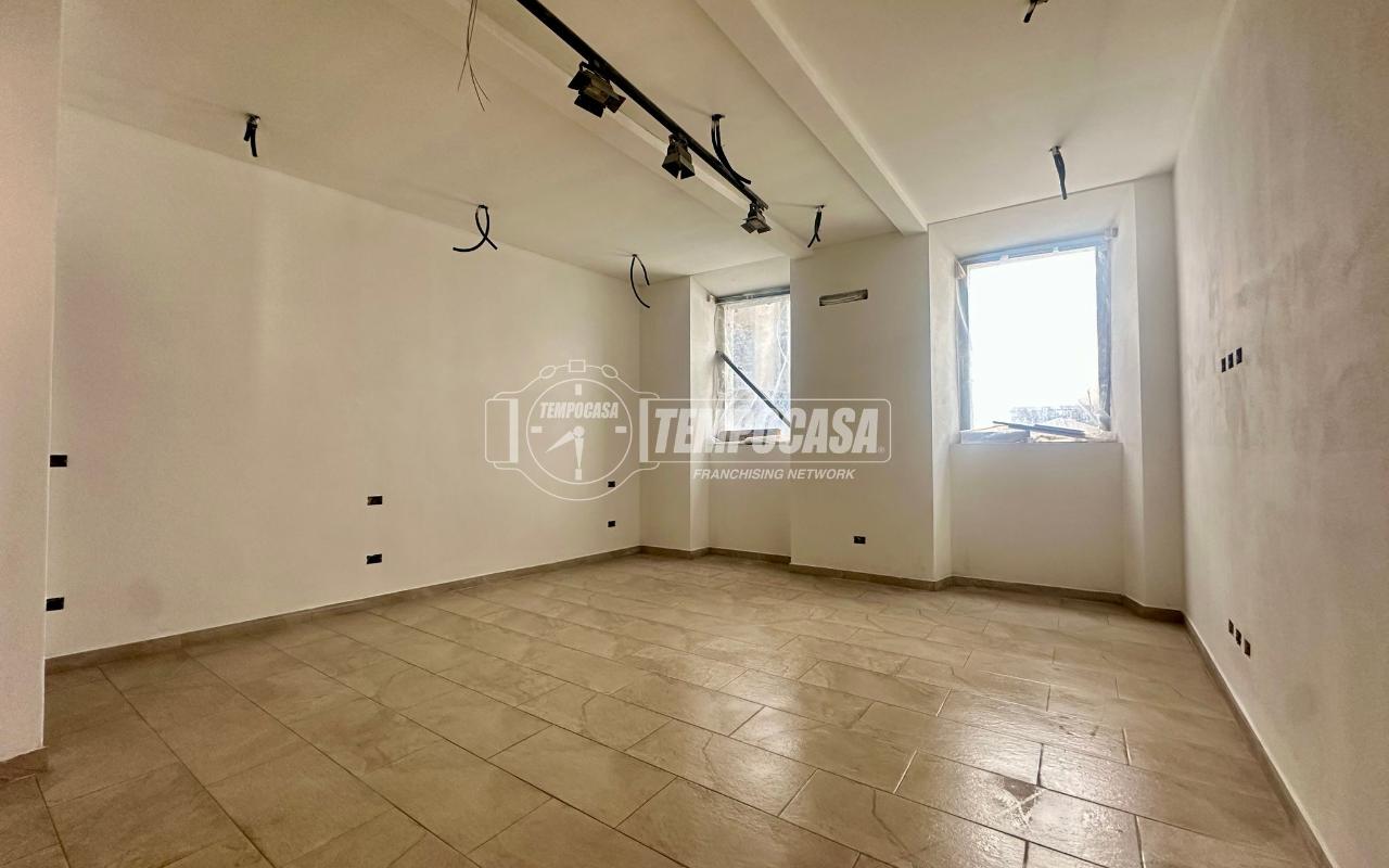 Studio in Merate, Italy No. 1786