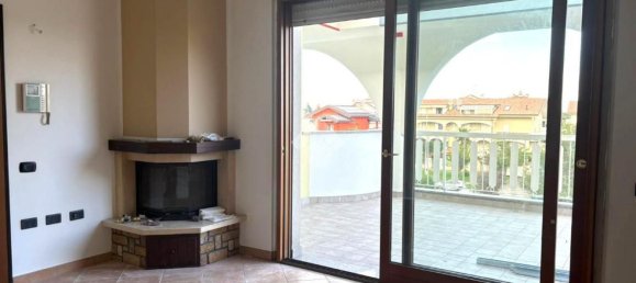 Apartamento de 3 dormitorios en Arluno, Italy No. 364940 4