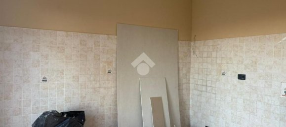 Apartamento de 3 dormitorios en Arluno, Italy No. 364940 8