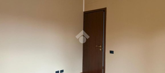 Apartamento de 3 dormitorios en Arluno, Italy No. 364940 18