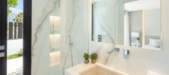 5 Schlafzimmer Villa in Marbella, Spain, Nr. 69410 14