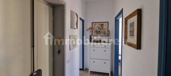 2 bedrooms Apartment in Lucca, Italy No. 48389 4
