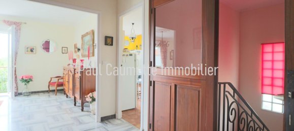 4 bedrooms House in Beziers, France No. 299703 12